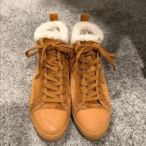 Tory burch high top suede sneakers